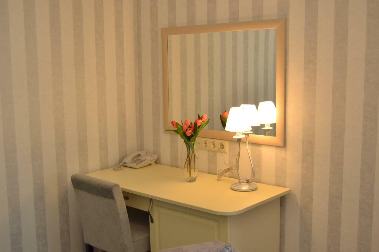 Hotel Ajur Odessa Eksteriør billede