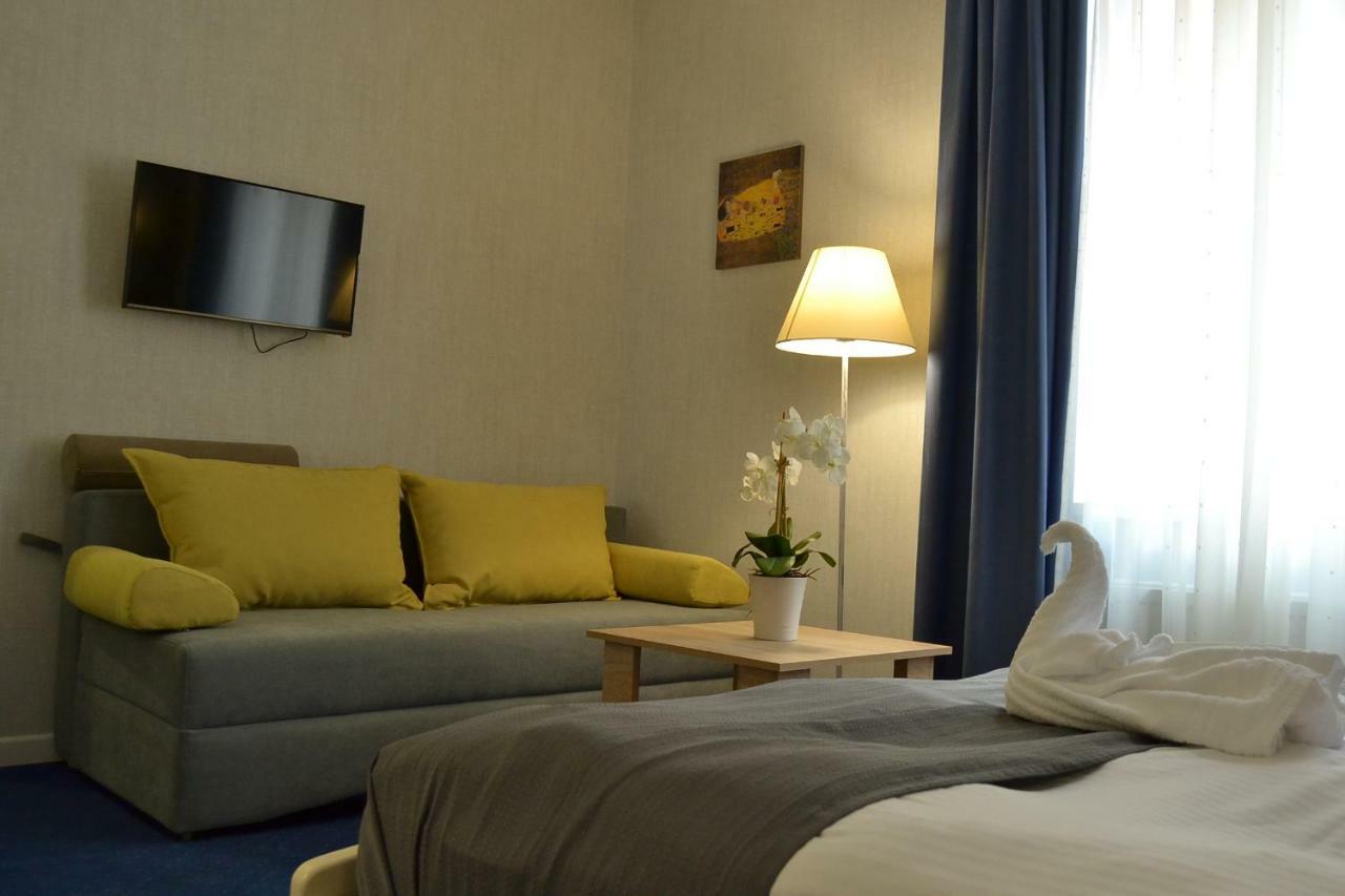 Hotel Ajur Odessa Eksteriør billede