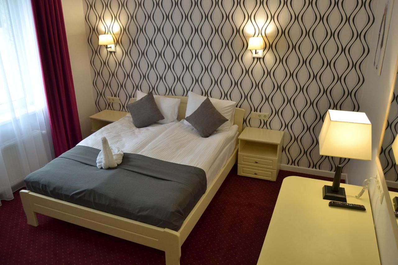Hotel Ajur Odessa Eksteriør billede